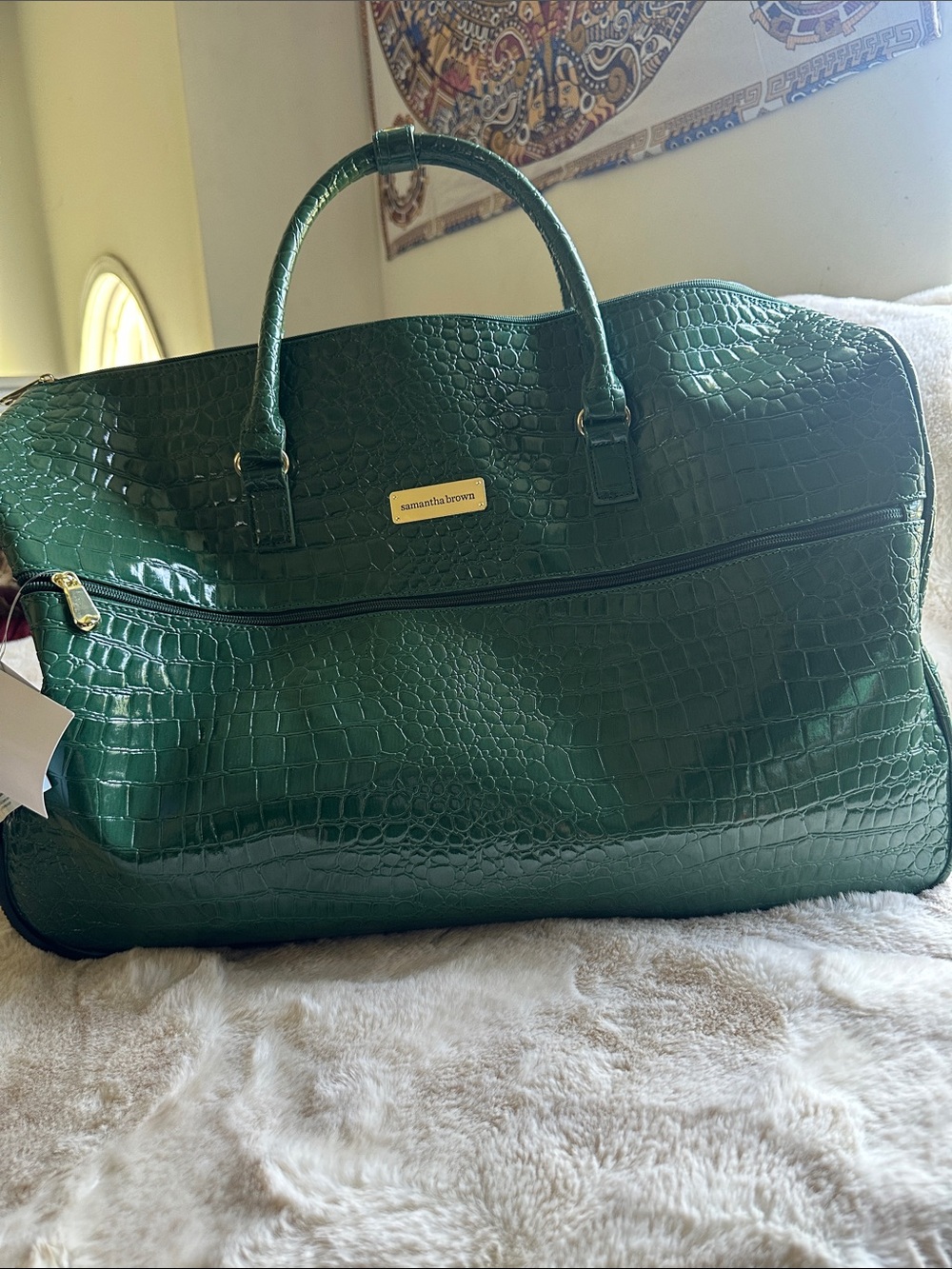 Samantha Brown WHEELED WEEKENDER TRAVEL BAG DEEP GREEN WITH GOLD -TOND HARDWARE